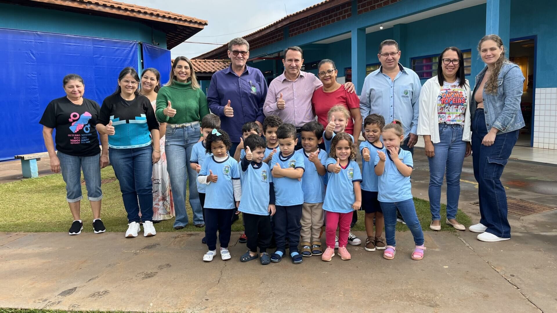 Imagem de compartilhamento para o artigo Prefeitura de Paraíso das Águas entrega uniformes escolares para alunos da rede municipal da MS Todo dia